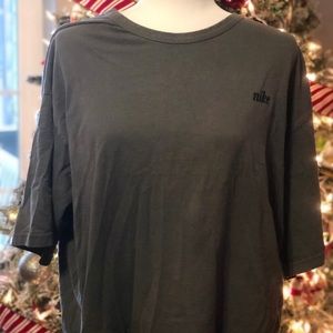 Men’s Vintage Nike tee